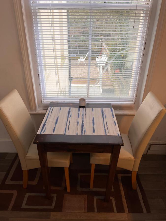 Lovely - 1 Bedroom Flat In Hastings Town Centre Extérieur photo