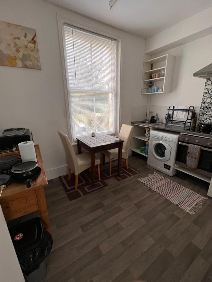 Lovely - 1 Bedroom Flat In Hastings Town Centre Extérieur photo