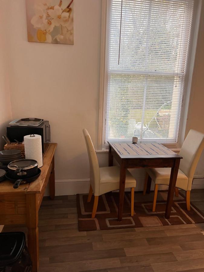 Lovely - 1 Bedroom Flat In Hastings Town Centre Extérieur photo